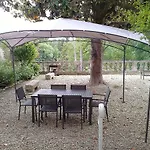 Le Logis De Oda ve Kahvaltı